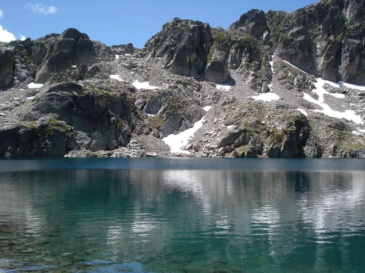 Studio Renove Pour 4 Pers A 50M Du Telecabine - Fr-1-234-293 Cauterets 0*,  France